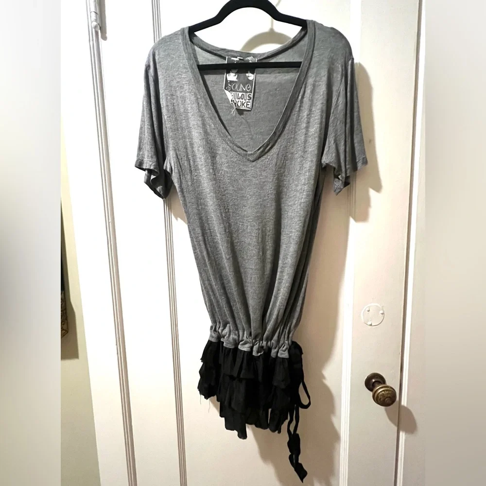 Y2K Young Fabulous & Broke Sz M Mini Dress Tunic Top Grey T-shirt Silk Ruffle - Picture 7 of 16